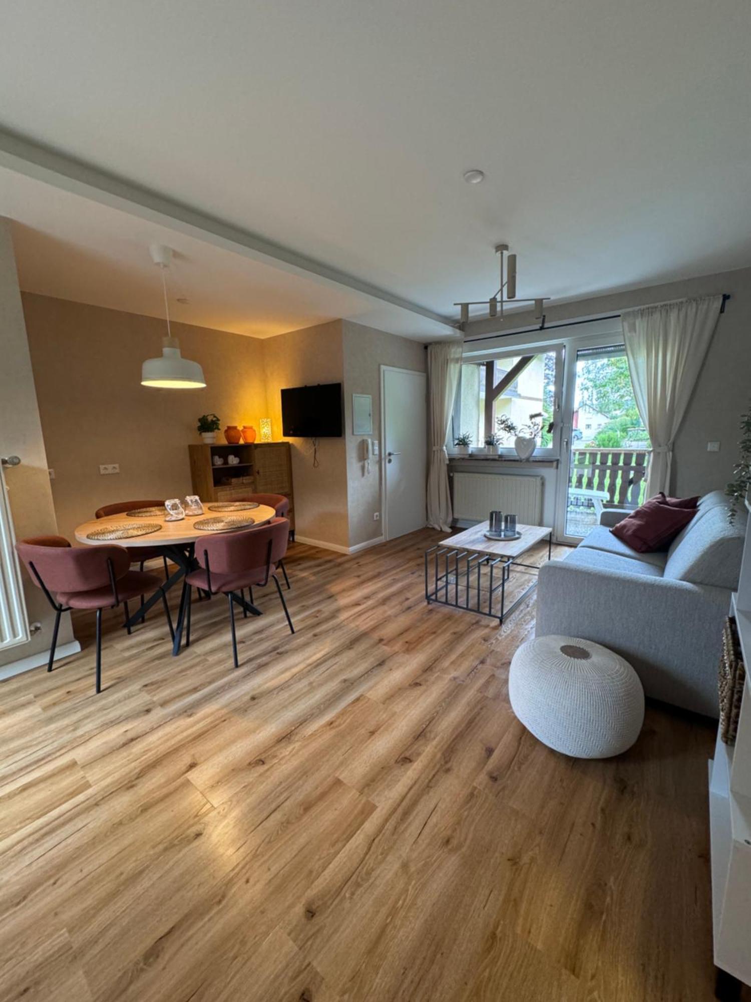 Apartment Zum Aatal Bad Wünnenberg エクステリア 写真